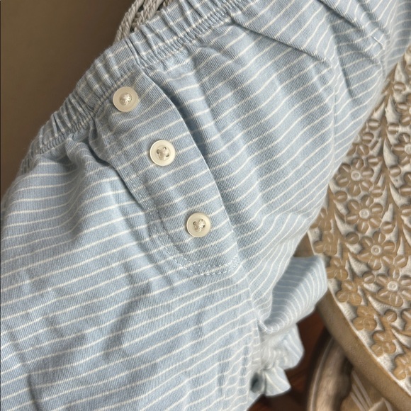 Brandy Melville Sky Blue Striped boxer short - Picture 4 of 4